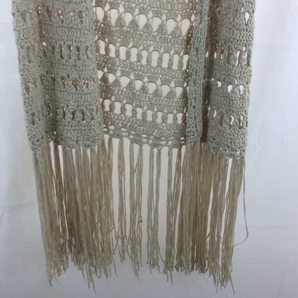 Umgee Crocheted Vest Size L - Picture 3 of 5